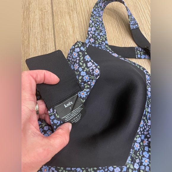 Knix Catalyst Sports Bra - size 7 - Picture 9 of 9